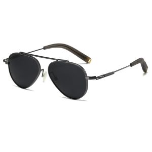 Commandez des lunettes de soleil polarisées WayfarerTitanium en gros DXL102
